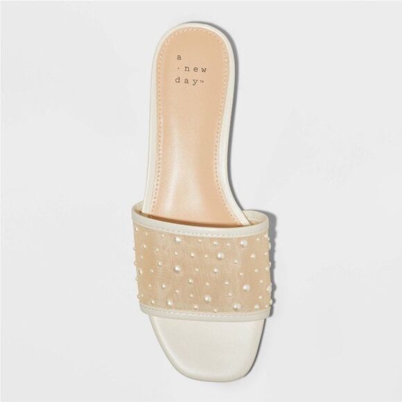 A new day Mesh with Pearls Women's Cream Slide Sandals 6.5 - Picture 3 of 6